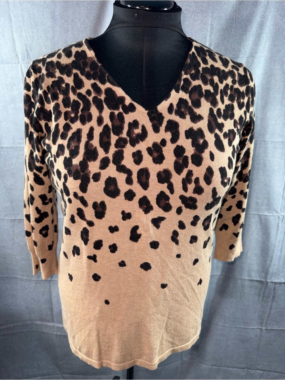 3048-dressbarn Leopard Print V-Neck Sweater - Camel and Black